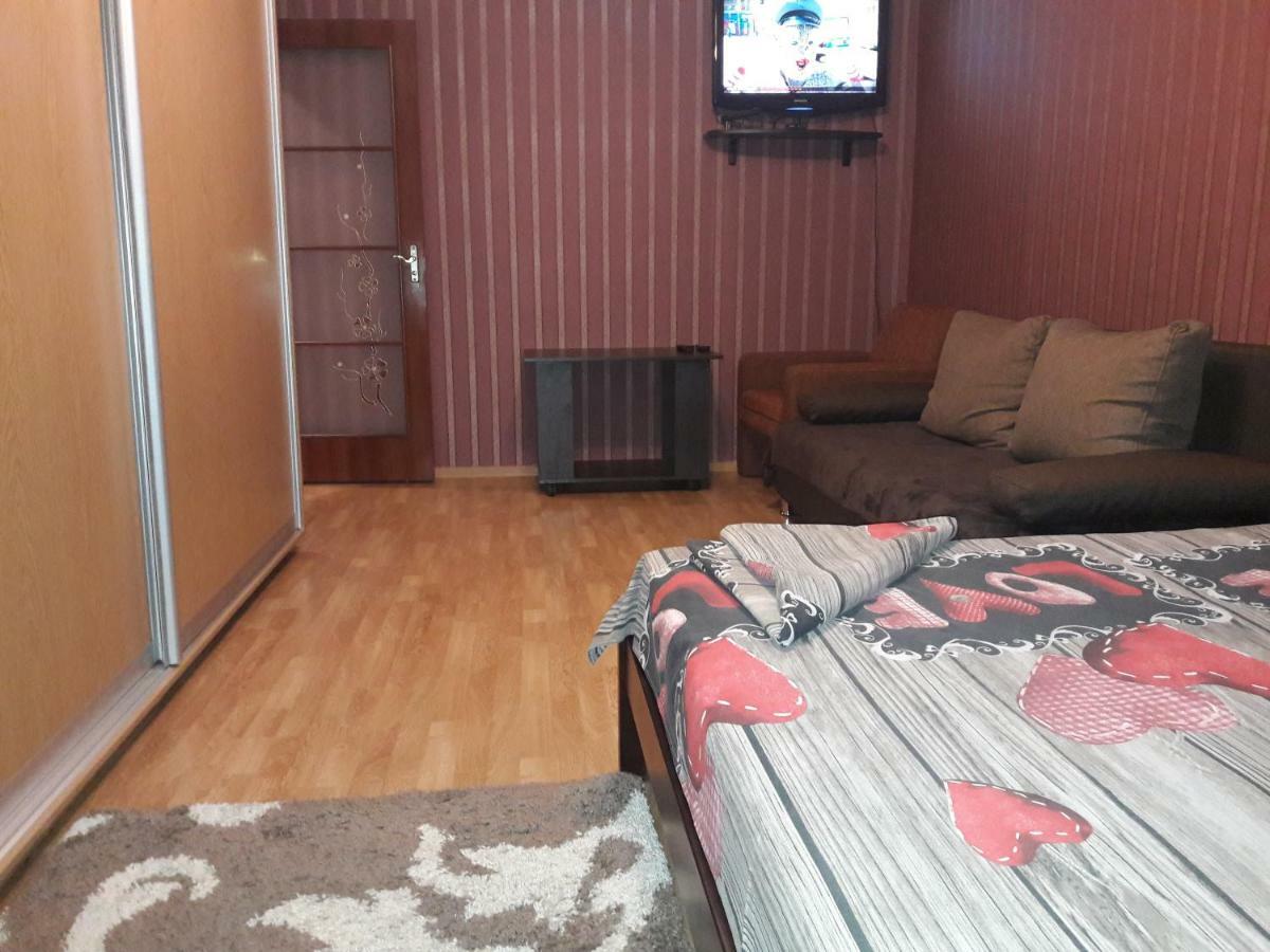 Apartment in the city center Chernihiv Ngoại thất bức ảnh